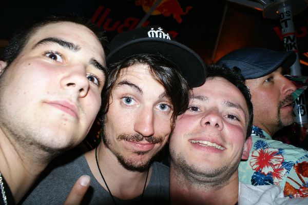 spgm-1.4.7/gal/Galeries/loic/fise_2010/FISE/Gege,Billy O Neill et Loic.JPG